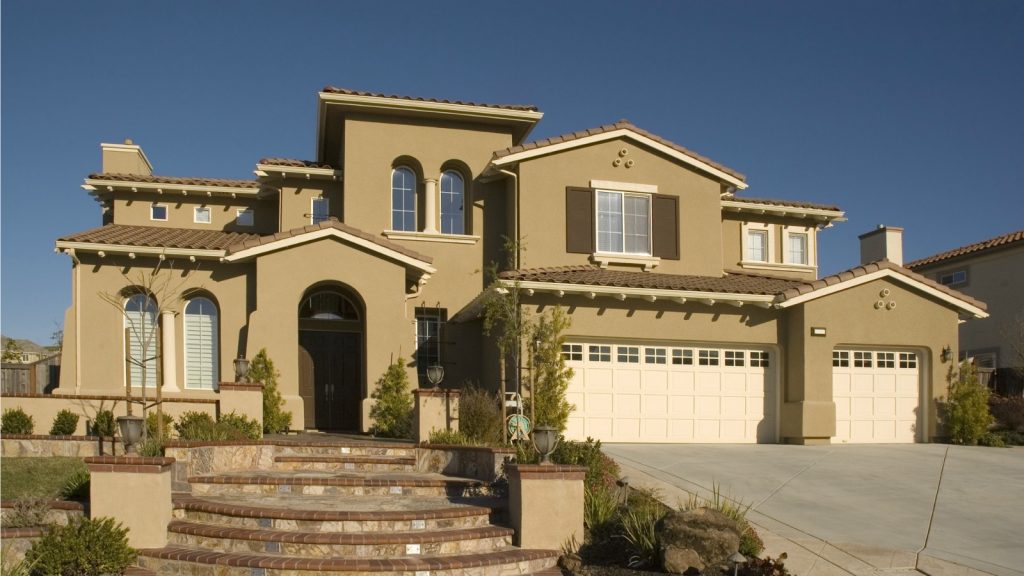 how to sell luxury real estate