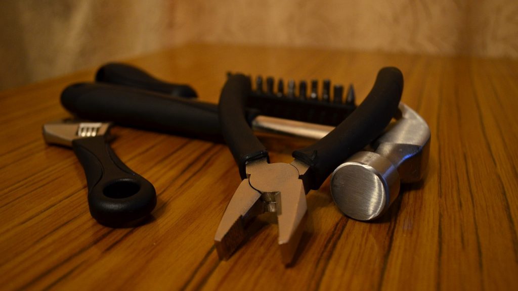 important repairs to make before selling a house