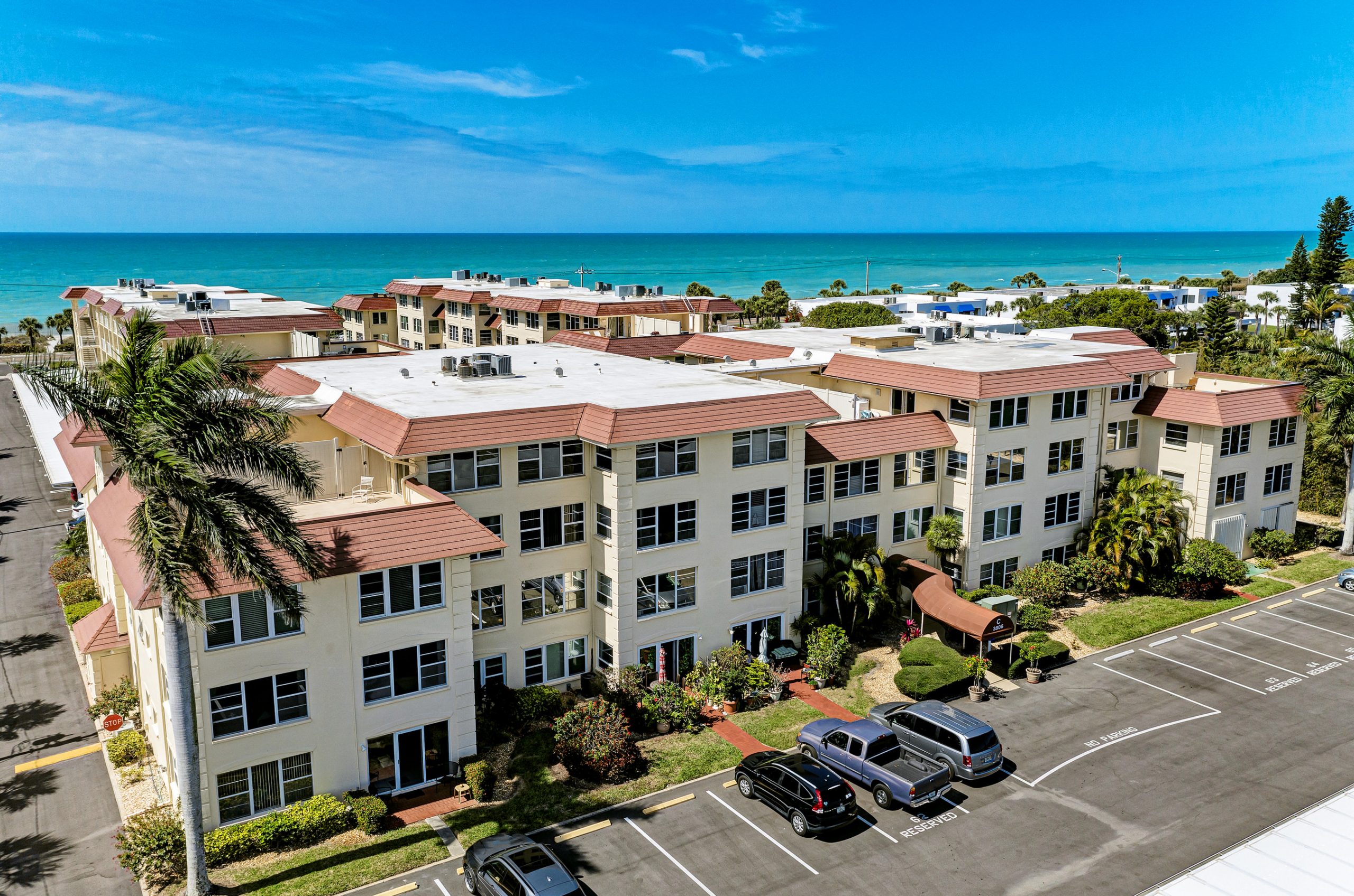 SOLD! Beach Harbor Club Condo for 236,000! Shayla Twit
